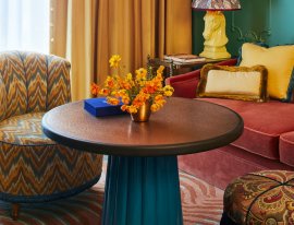 The-Mansion-Jr.-Suite-Table